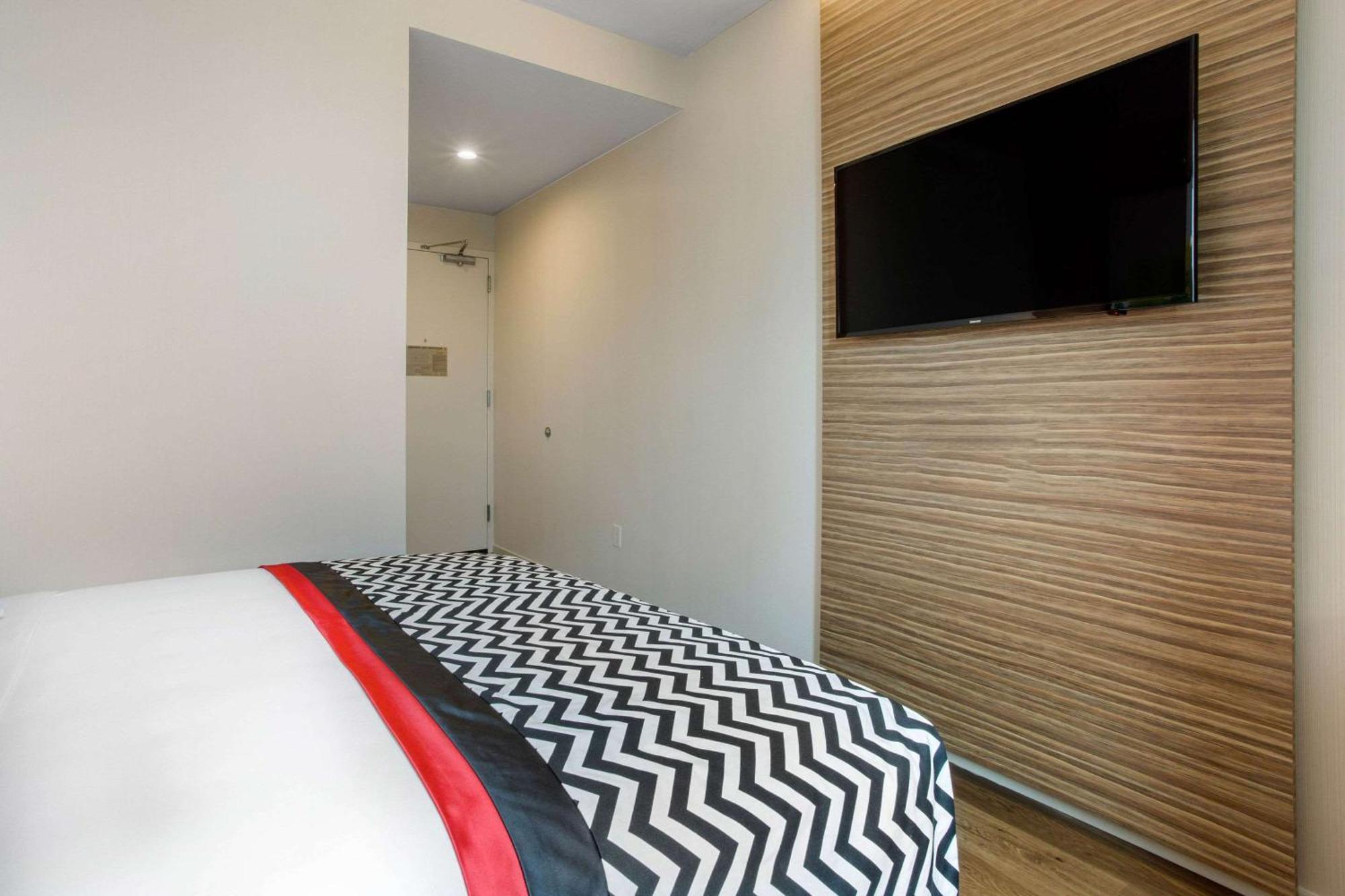 Insignia Hotel Brooklyn, Ascend Hotel Collection Нью-Йорк Экстерьер фото
